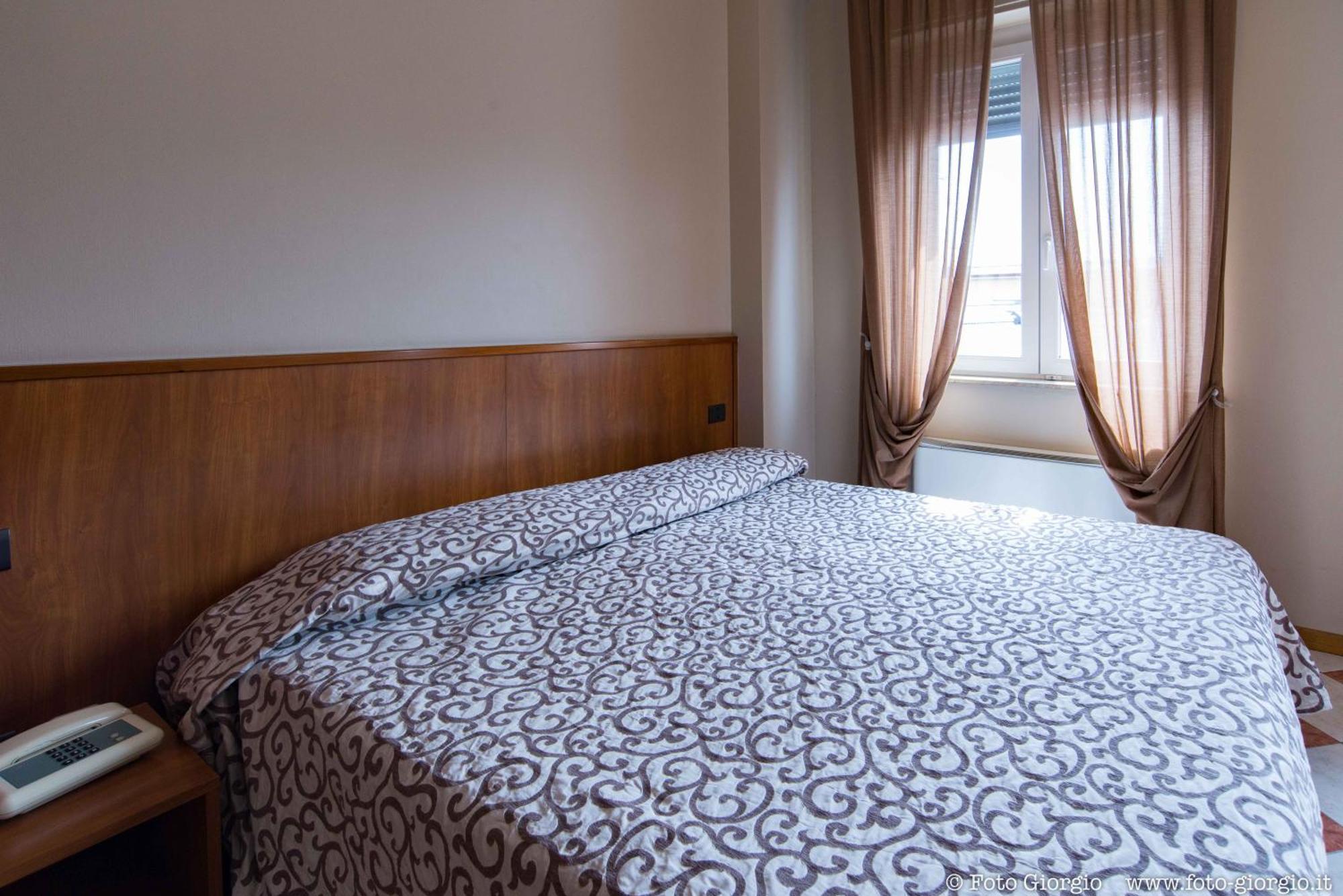 Hotel Daina Dalmine Eksteriør billede