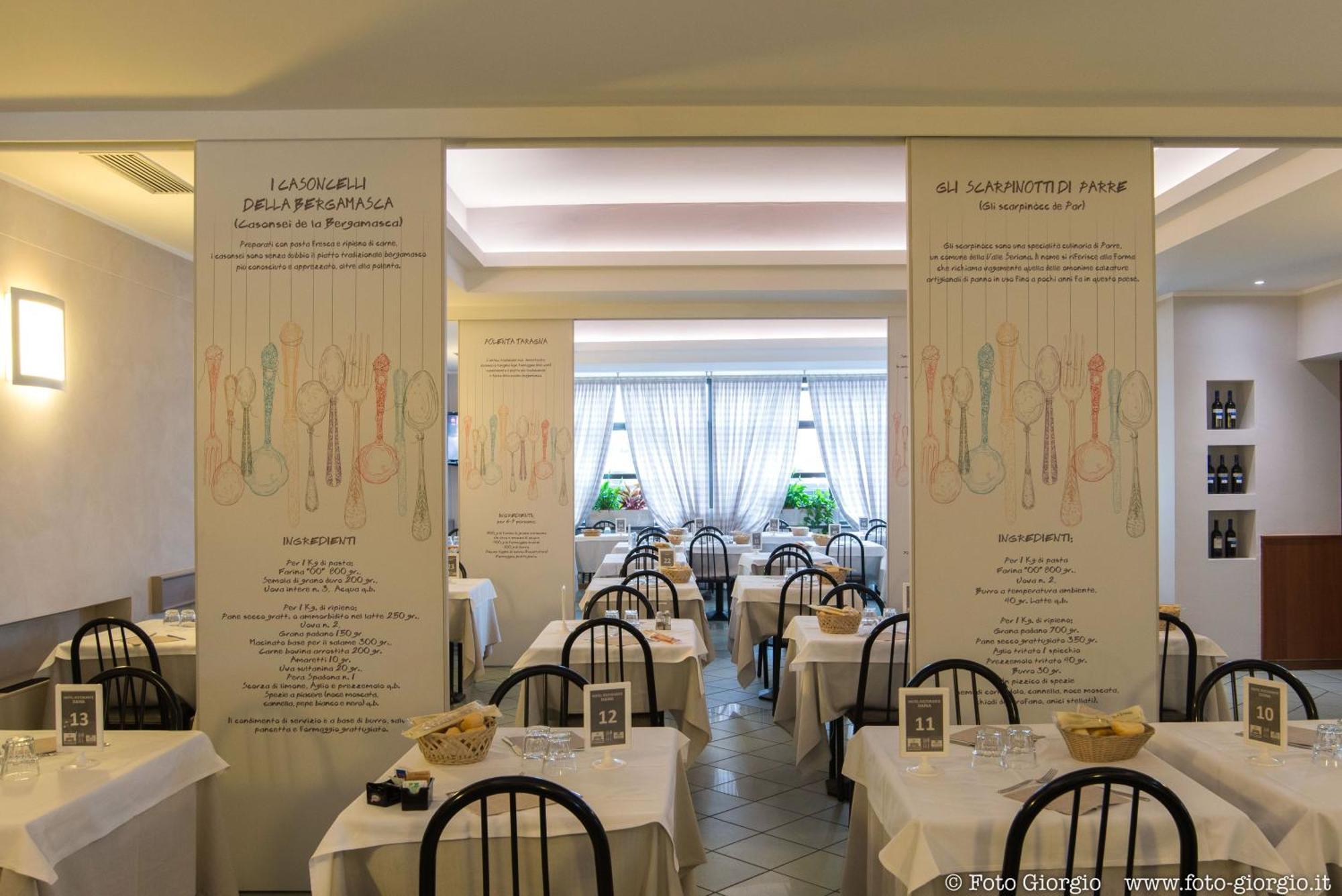 Hotel Daina Dalmine Eksteriør billede